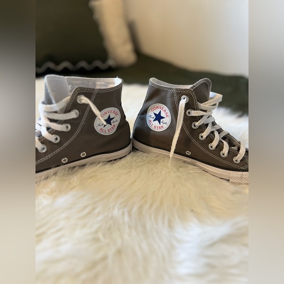Converse All star chuck Taylor gray high tops woman’s size 7.5-Mens 5.5 - Picture 2 of 8
